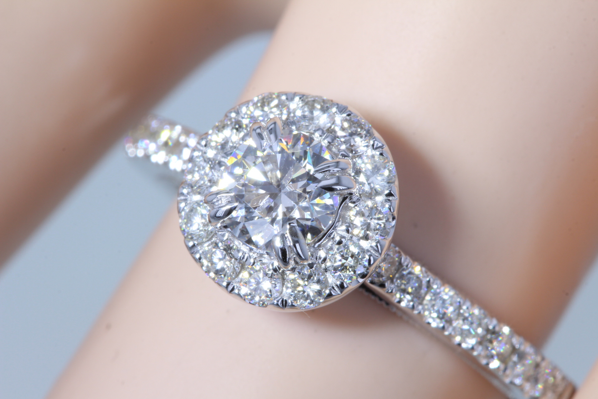 Certified Diamond Engagement Rings 2024 | favors.com